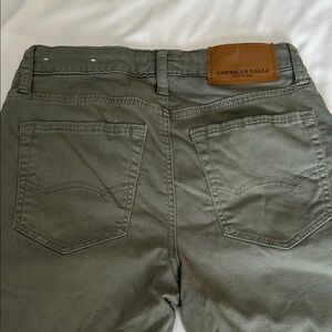 American Eagle Outfitters Men's Olive Jeans